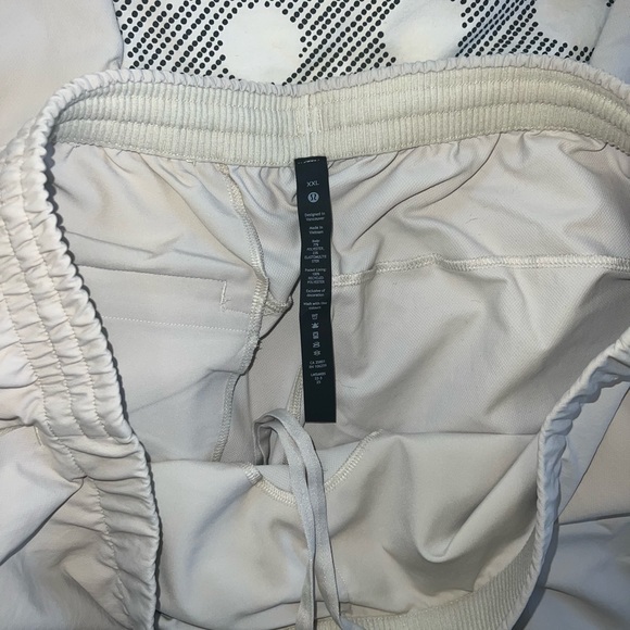 LULULEMON men’s trousers - Picture 5 of 5